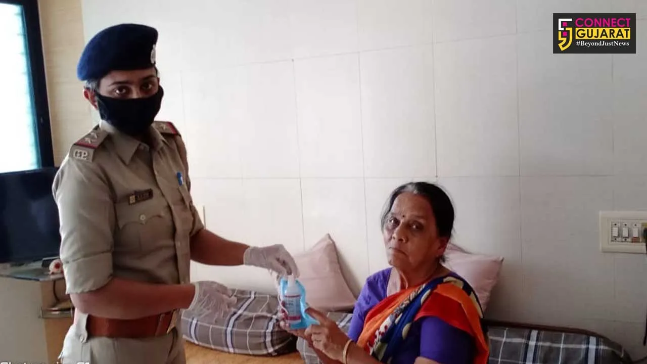 Senior citizen cell team of Vadodara police helped one senior citizen on request of her son