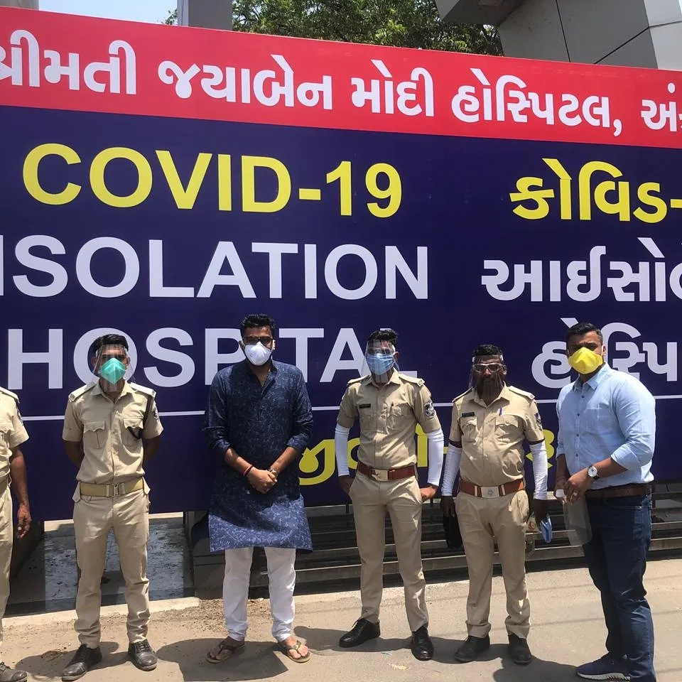 Social activist from Ankleshawar Anurag Pandey recognised as silent Corona warrior