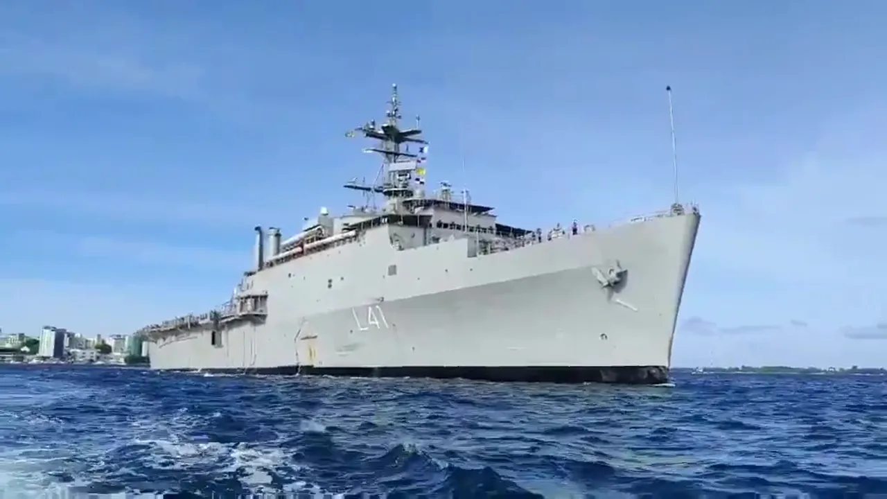INS Jalashwa departs Male with Indian Nationals towards Kochi