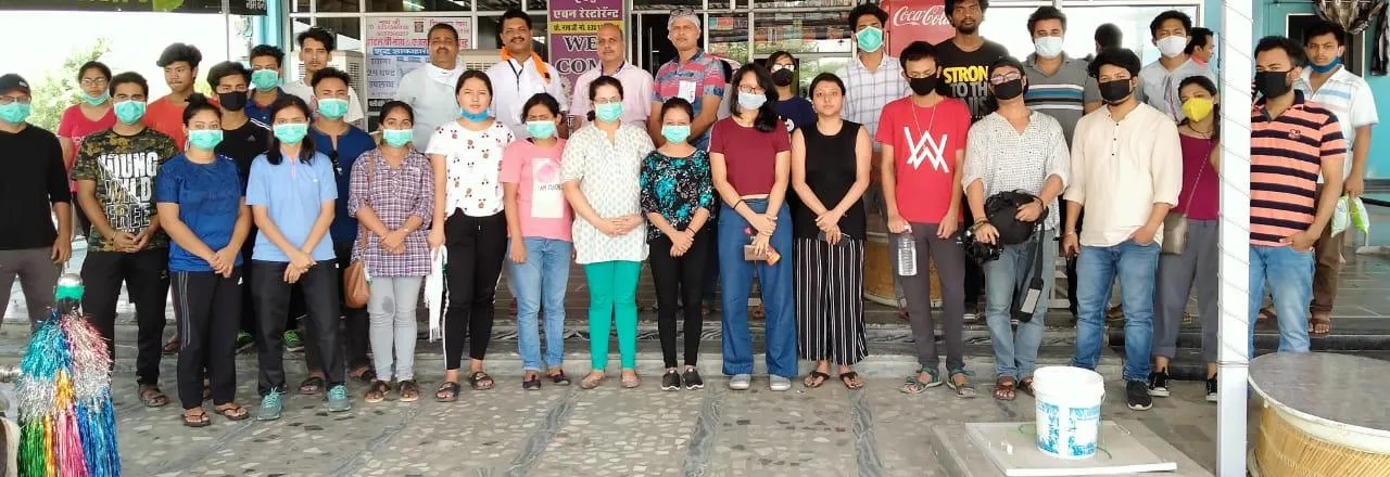 Vadodara District Collector obtained permission to send the students from Assam back home