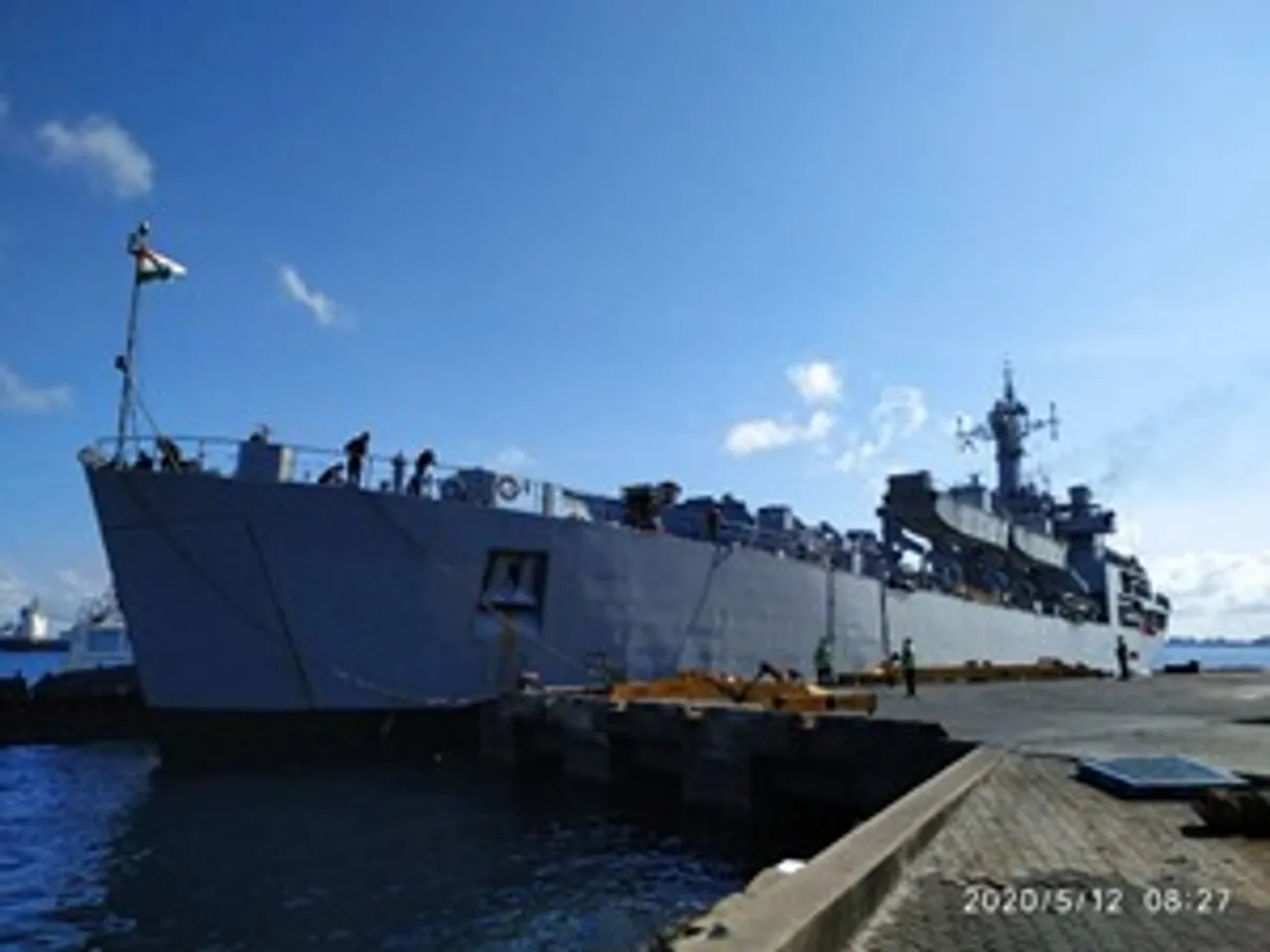 INS Kesari hands over food provisions to Maldives