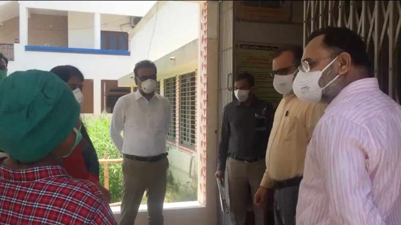 Additional Chief Secretary Pankaj Kumar paid surprise visit to Vadodara