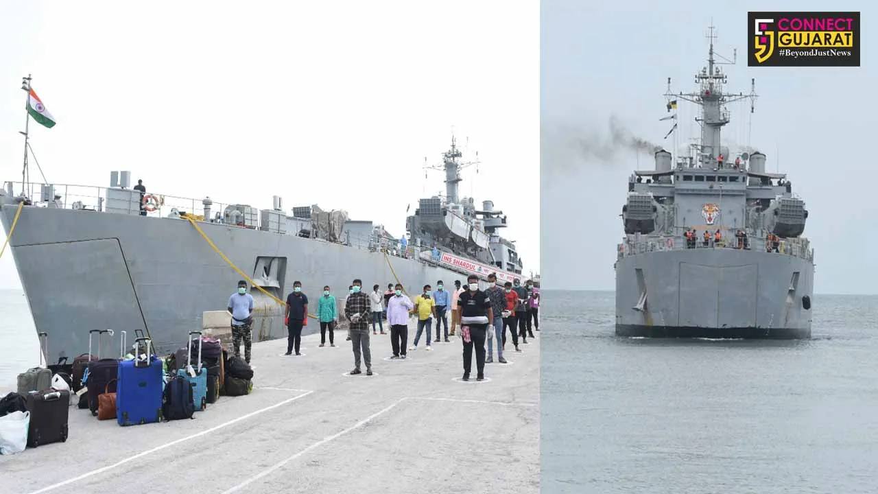 INS Shardul arrived at Porbandar with 233 Indians from Iran under Operation Samudra Setu