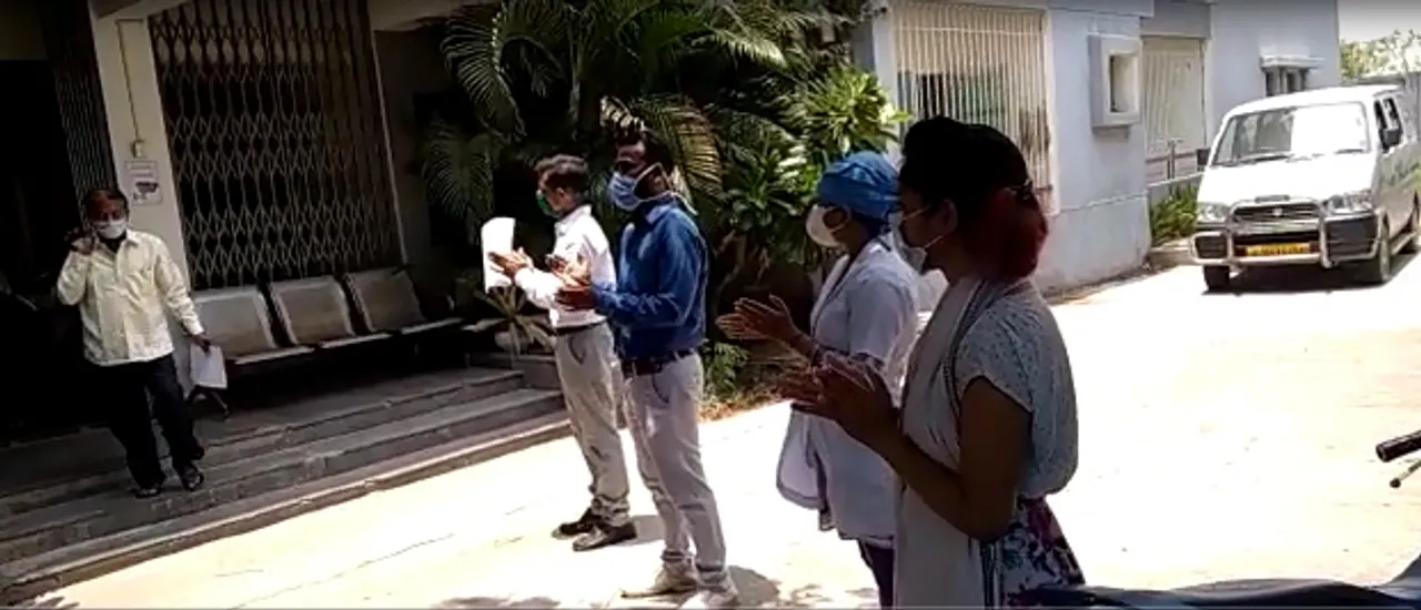 10 healed patients from rural areas discharged
