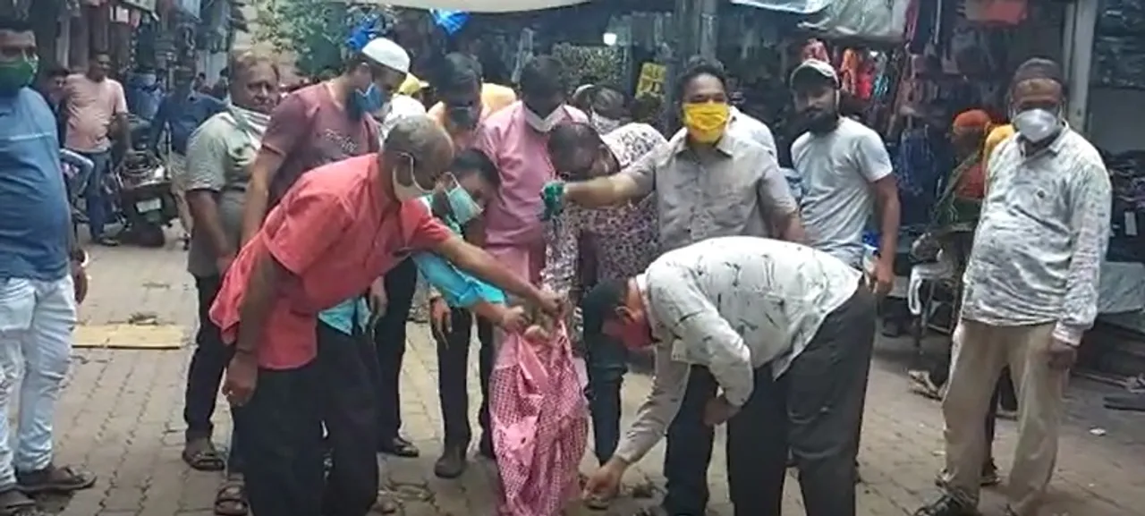 Traders from Mangal bazaar in Vadodara boycott Chinese products