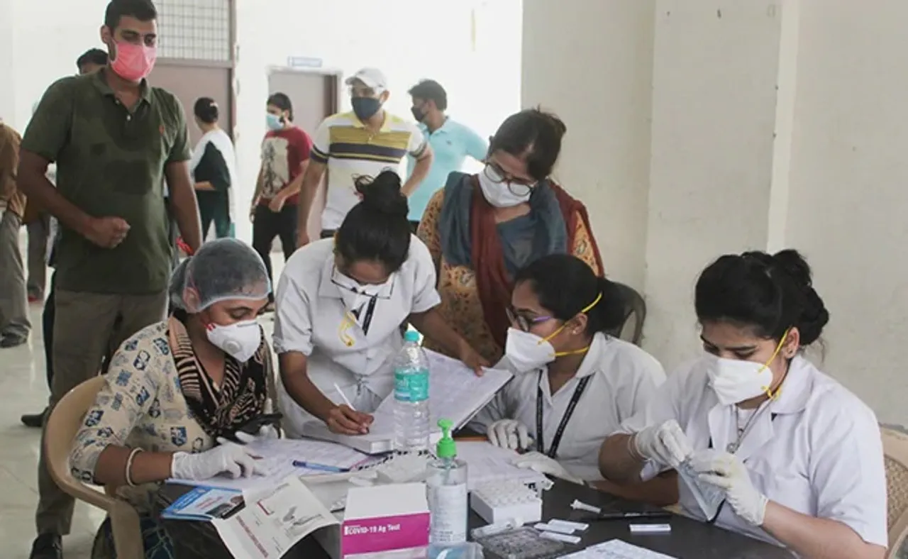 COVID-19 cases in India cross 7 lakh, deaths go past 20,000
