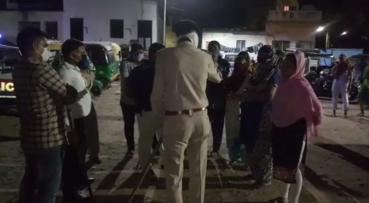 Around five people were injured after stone pelting incident in Vadodara last night