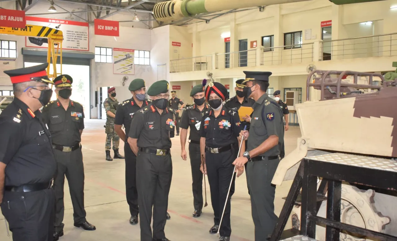 Army Commander visits HQ's Air Defence Brigade and EME school Vadodara