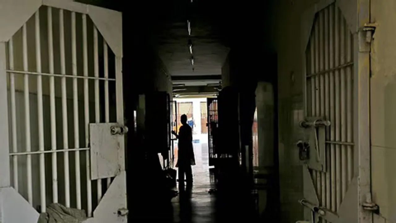 SC makes CCTVs, audio recording compulsory at all interrogation rooms, jails