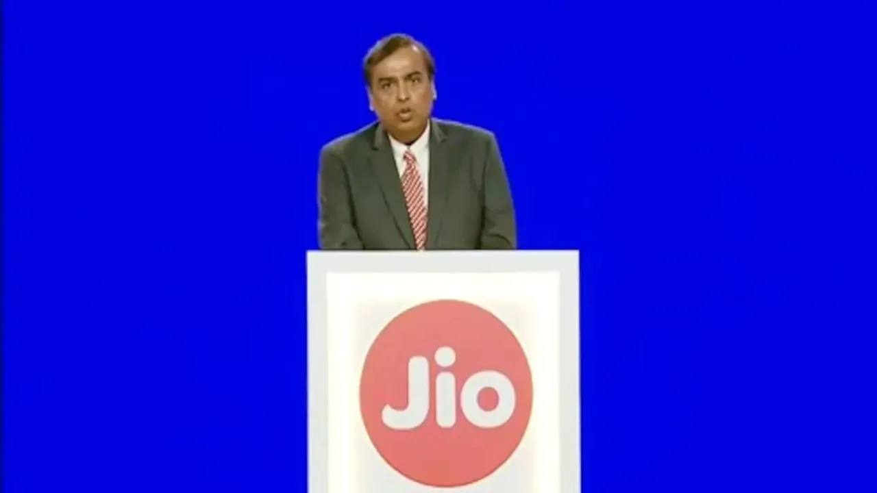 Reliance Jio to make domestic voice calls free from January 1