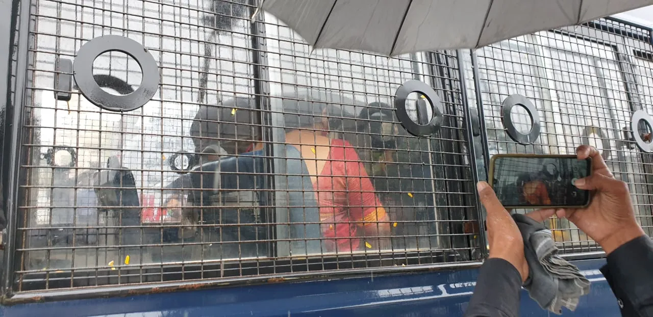 Woman Congress councillor tried to sit on fast outside corporation office