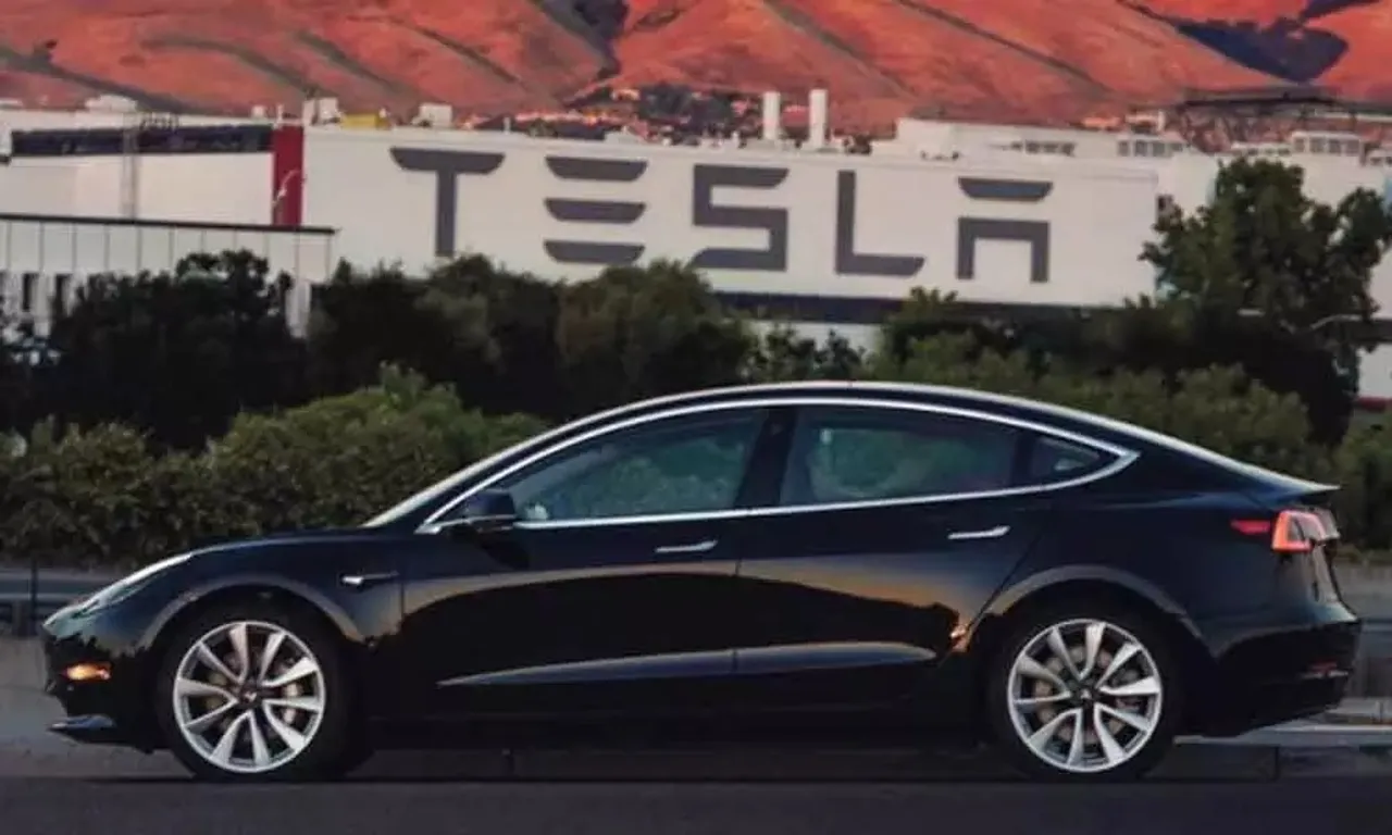 Electric car manufacturer Tesla to set up there base in Gujarat