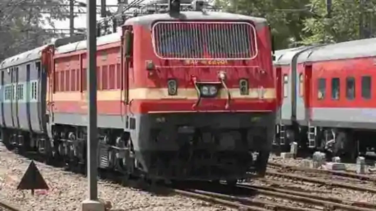 MEMU train services between Pratapnagar and Kevadiya should be treated as fully reserved passenger trains