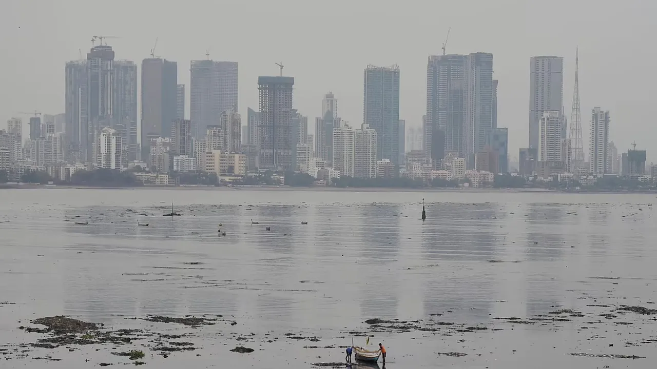 Mumbai’s air quality worse than Delhi, rains forecast in Maharashtra