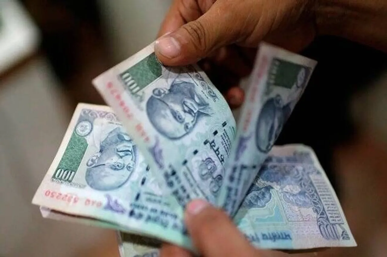 Old Rs 100 notes to be withdrawn from circulation by RBI in March 2021