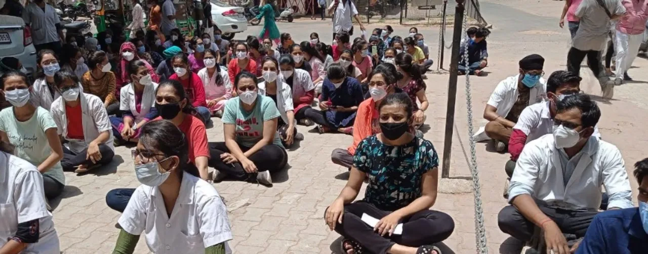 Physiotherapy students raised protest after a fellow intern died during treatment