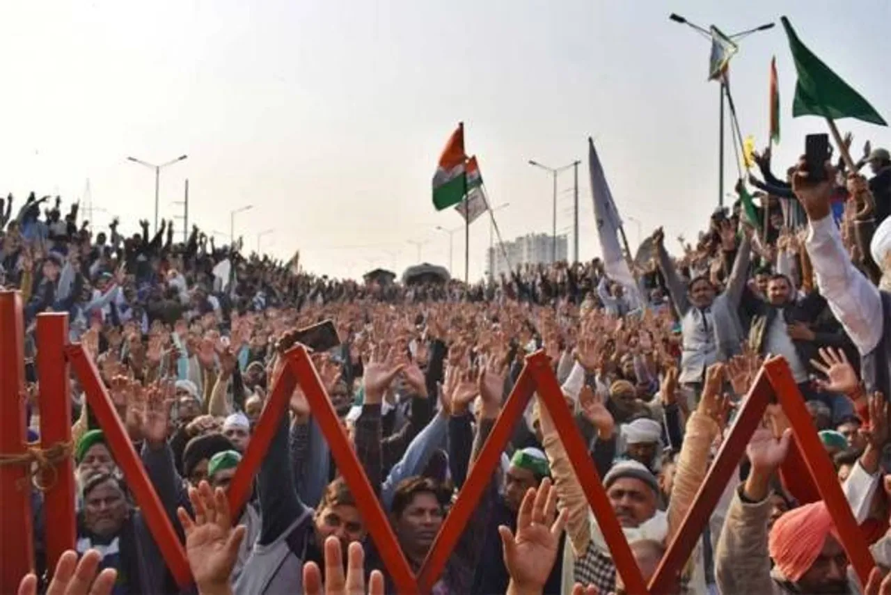 Farmers' Stir: Protesting farmers block KMP expressway in Haryana