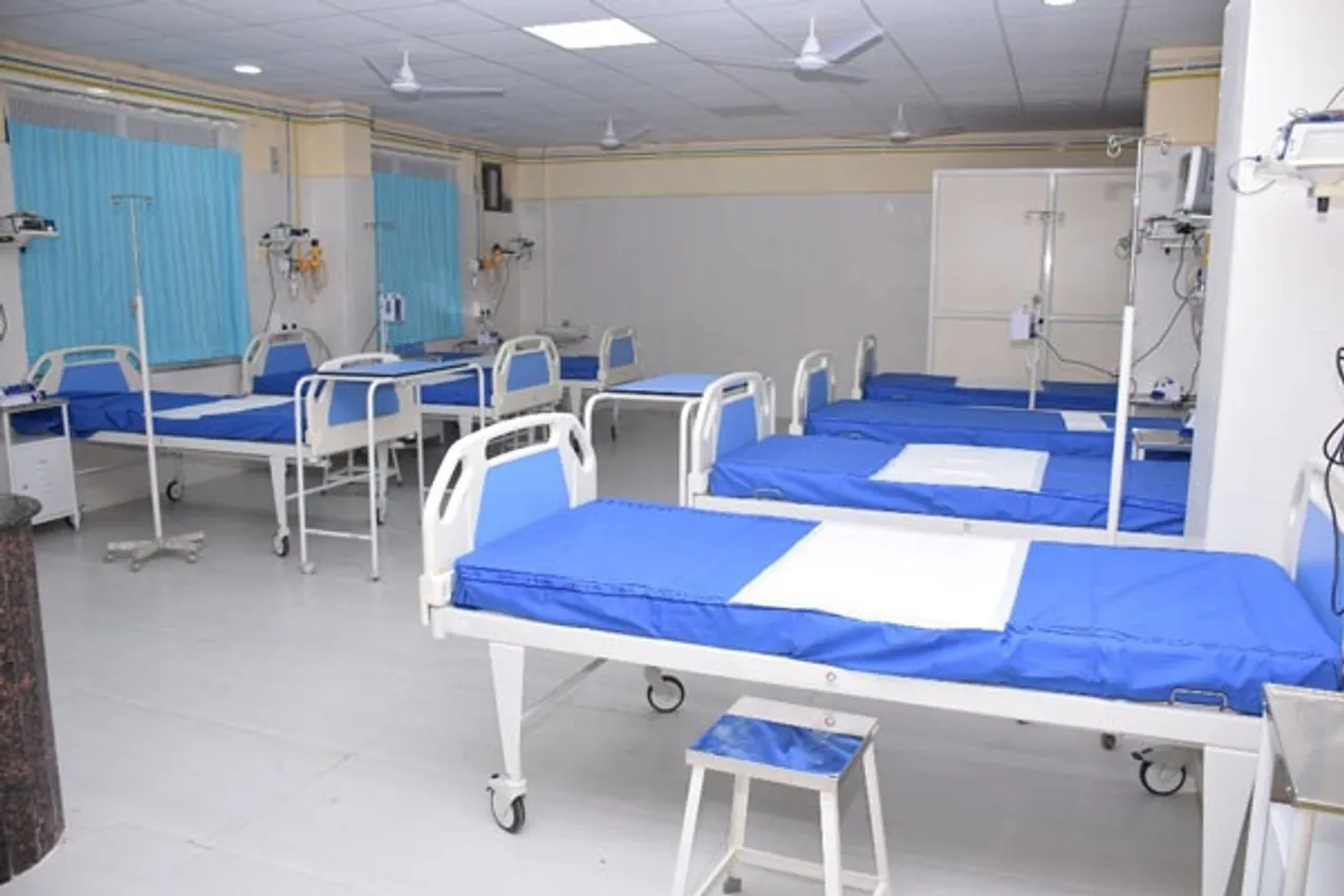 Notorious bootlegger undergoing treatment at Padra covid care center escaped