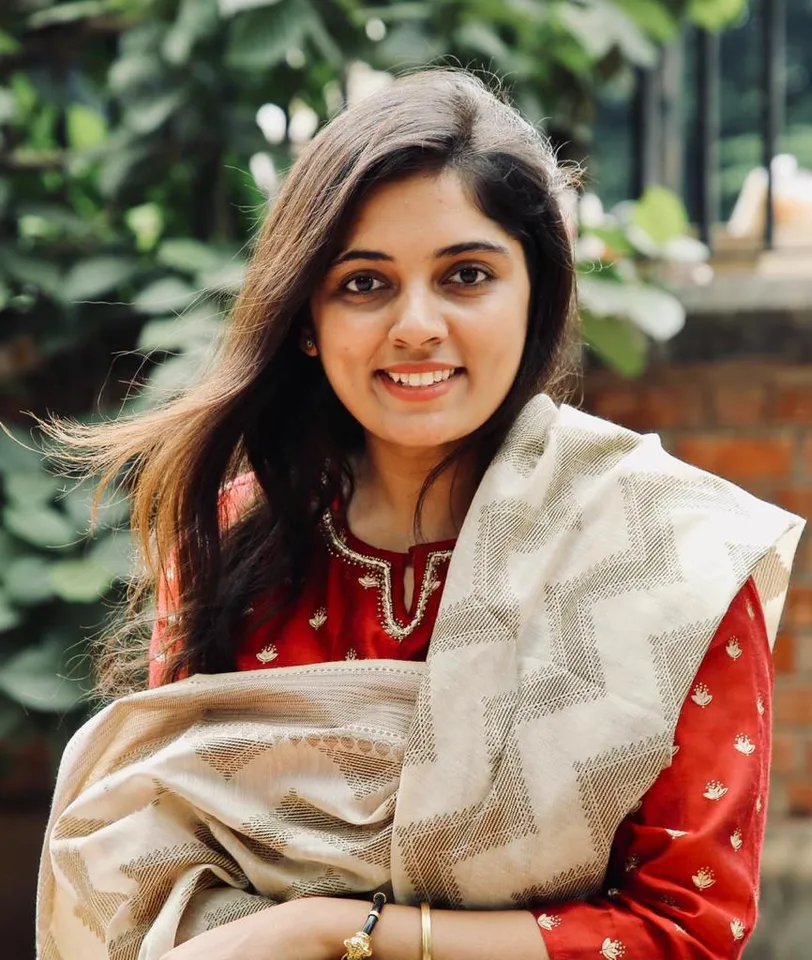 Social worker Nishita Rajput extend help to girl students in corona era