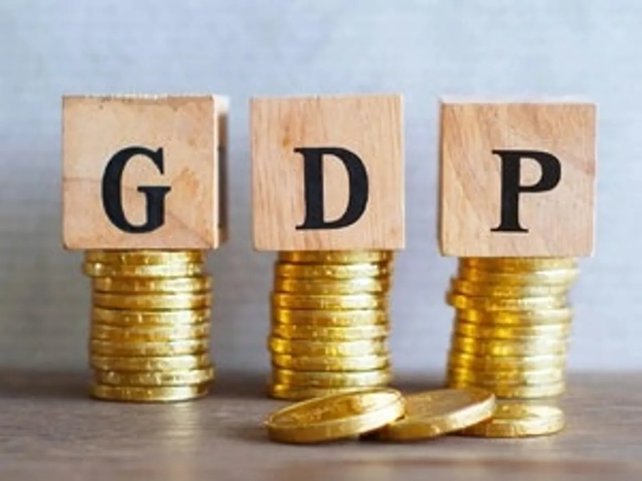 Indian Economy grew before Covid 2nd wave struck, contracts 7.3% in FY21