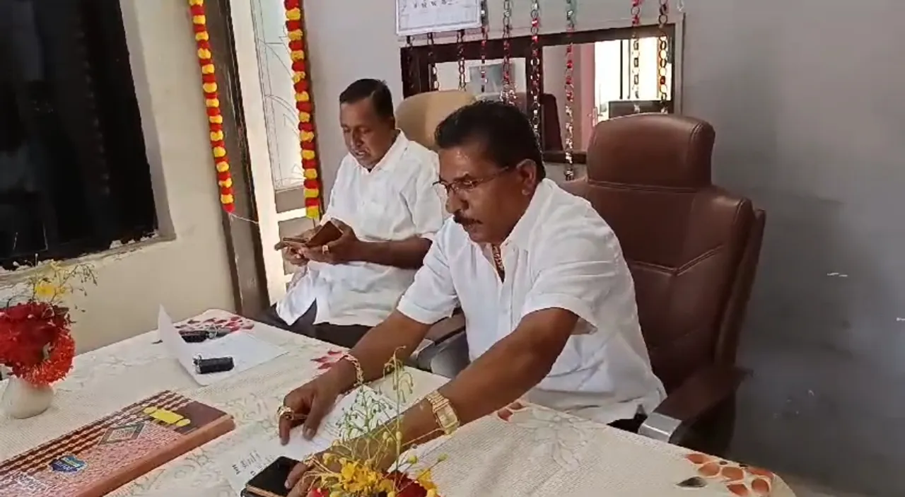 Rajbha Gadhvi Controversy