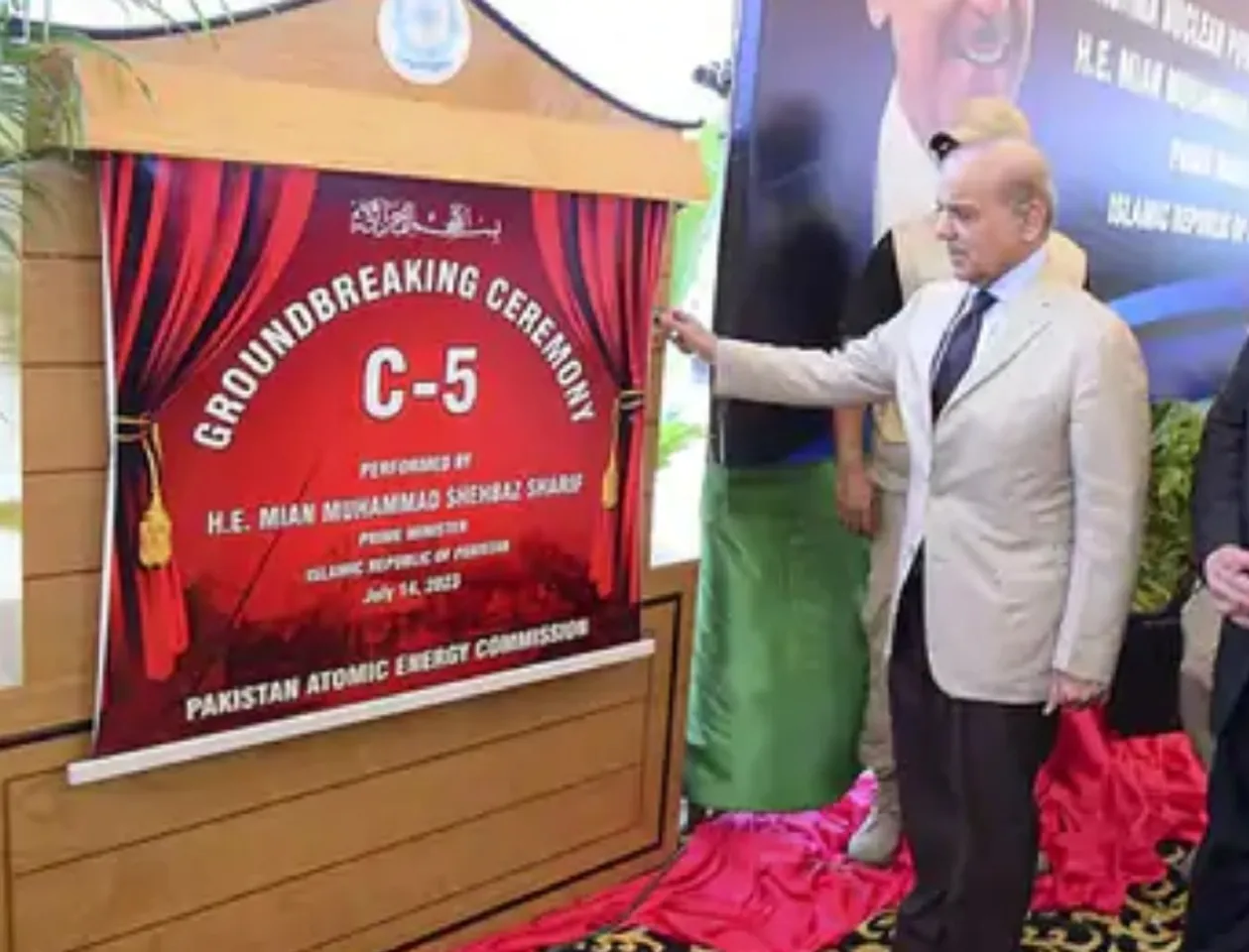 Screenshot_2025-01-01-08-29-44-14_40deb401b9ffe8e1df2f1cc5ba480b12