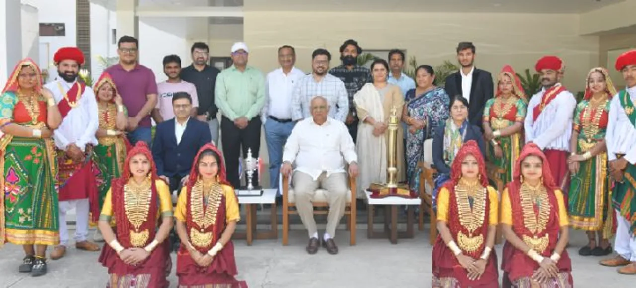 Gujarat Tableau	