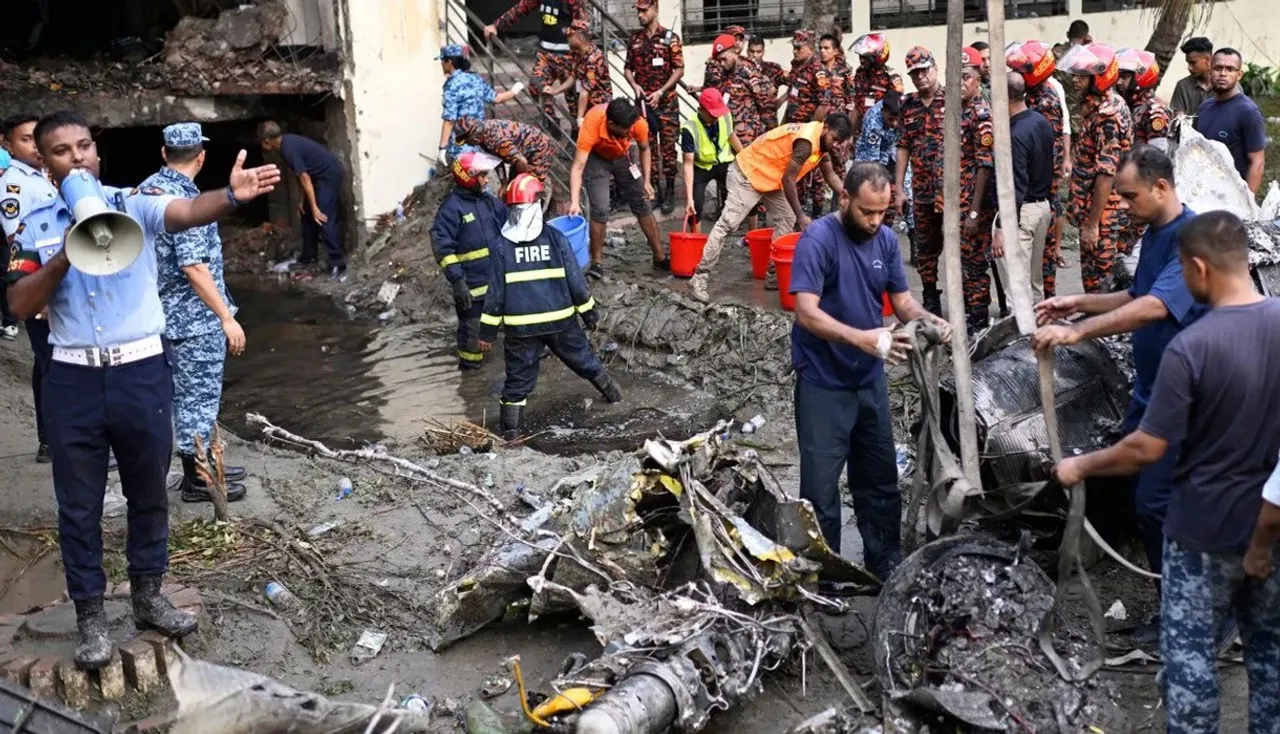 Bangladdesh Plane Crash