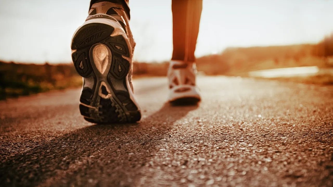 physed-walk-videoSixteenByNineJumbo1600