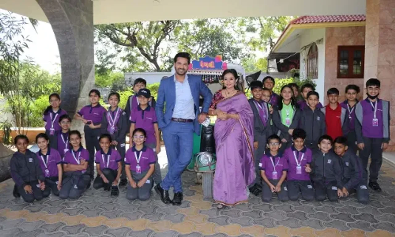 કલર્સ ગુજરાતીના લોકપ્રિય શો રાશિ રિક્ષાવાળીના સેટ પર અદાણી ઇન્ટરનેશનલ સ્કૂલના વિદ્યાર્થીઓની યાદગાર મુલાકાત…