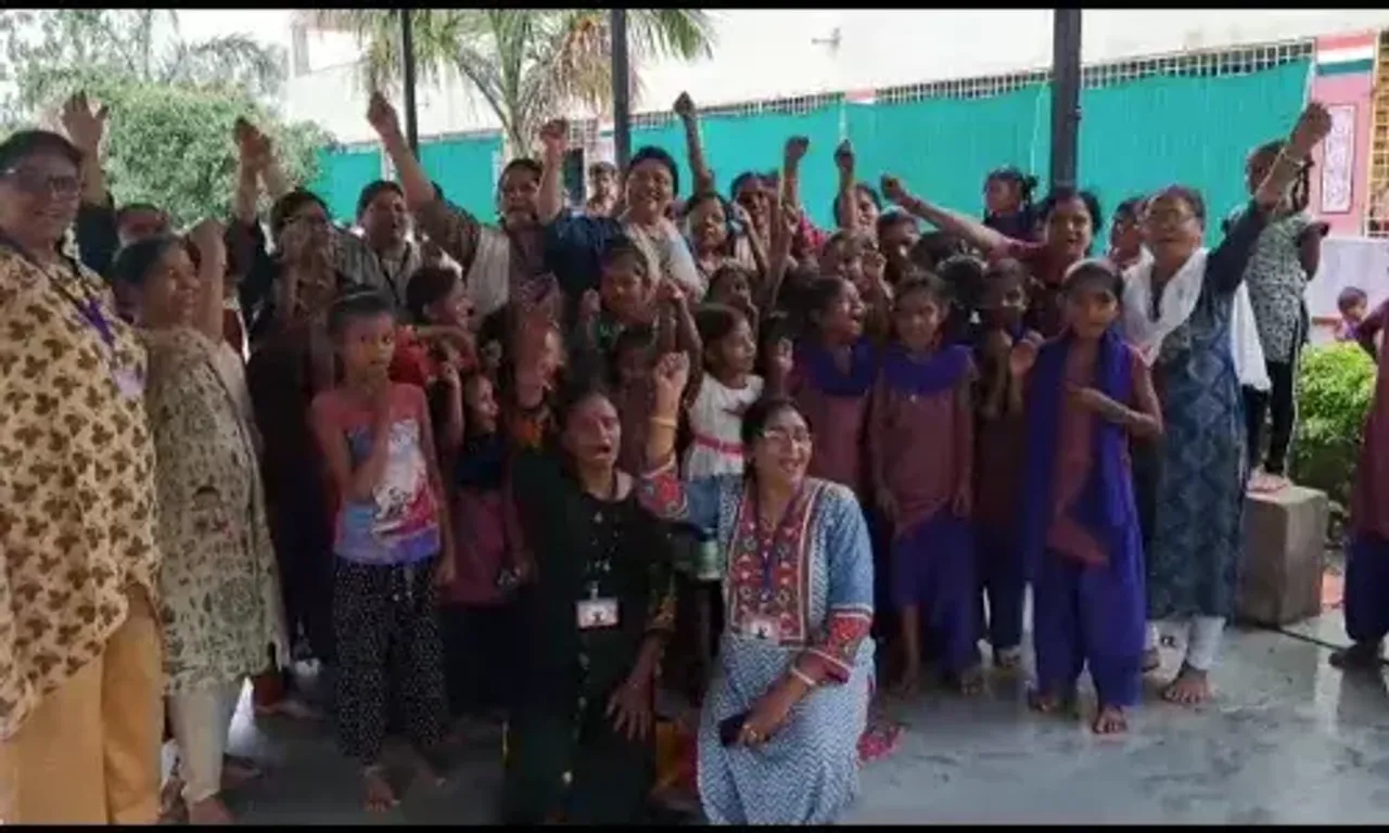 ભરૂચ: સંસ્કૃતિ સમાજ સેવા સંસ્થાન ટ્રસ્ટ દ્વારા ગૌરીવ્રત નિમિત્તે બાળકીઓને સુકામેવાનું કરાયુ વિતરણ