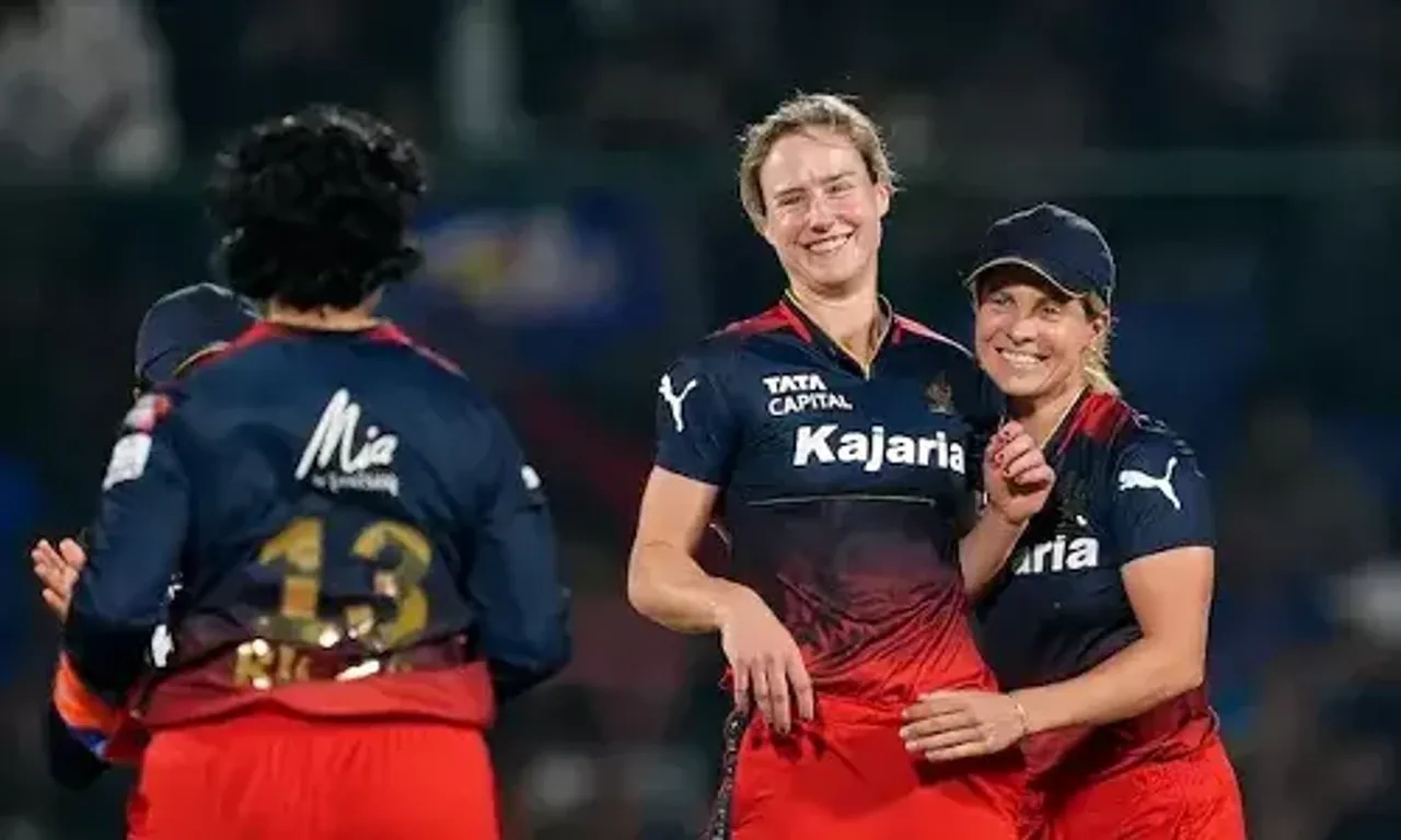 WPL 2024: મુંબઈ ઈન્ડિયન્સને હરાવીને રોયલ ચેલેન્જર્સ બેંગ્લોર પ્લેઓફમાં પહોંચ્યું