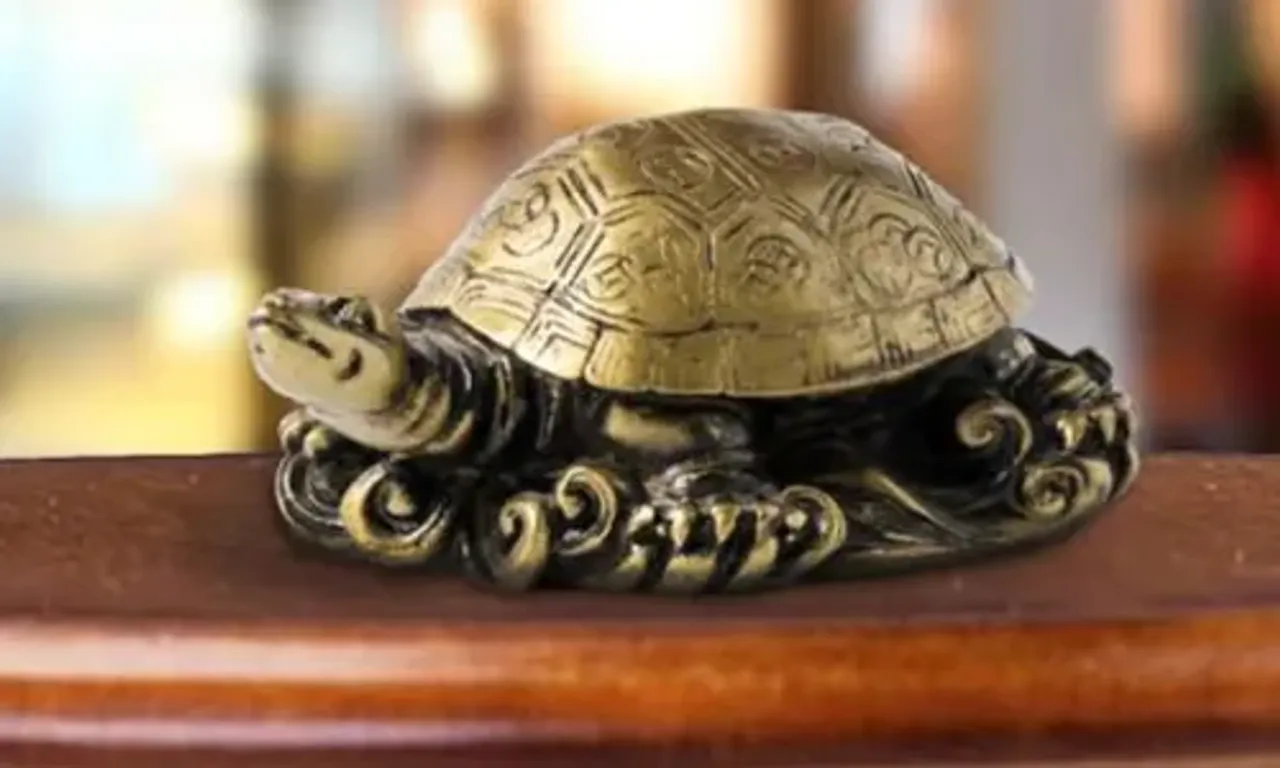 વાસ્તુશાસ્ત્ર અનુસાર ઘરમાં રાખો આ મૂર્તિઓ અને તેની કરો સજાવટ, તો થશે આર્થિક લાભ