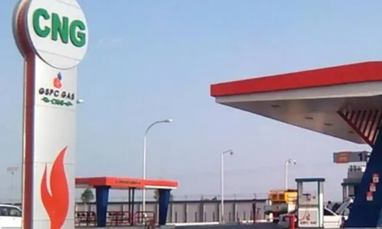 મોંઘવારીનો માર: CNG અને PNGની કિંમતોમાં 5 ટકાનો વધારો