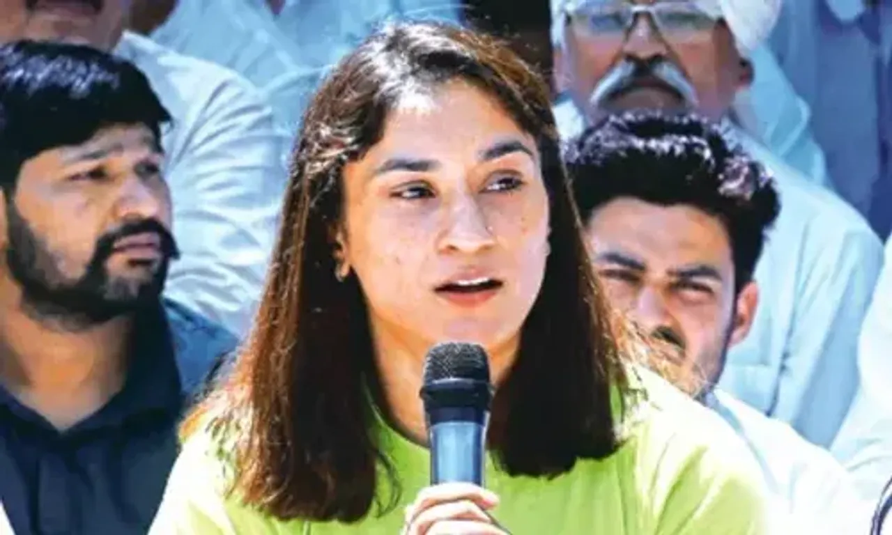 દિગ્ગજ કુસ્તીબાજ વિનેશ ફોગાટે મેજર ધ્યાનચંદ ખેલ રત્ન અને અર્જુન એવોર્ડ પરત કરવાની કરી જાહેરાત