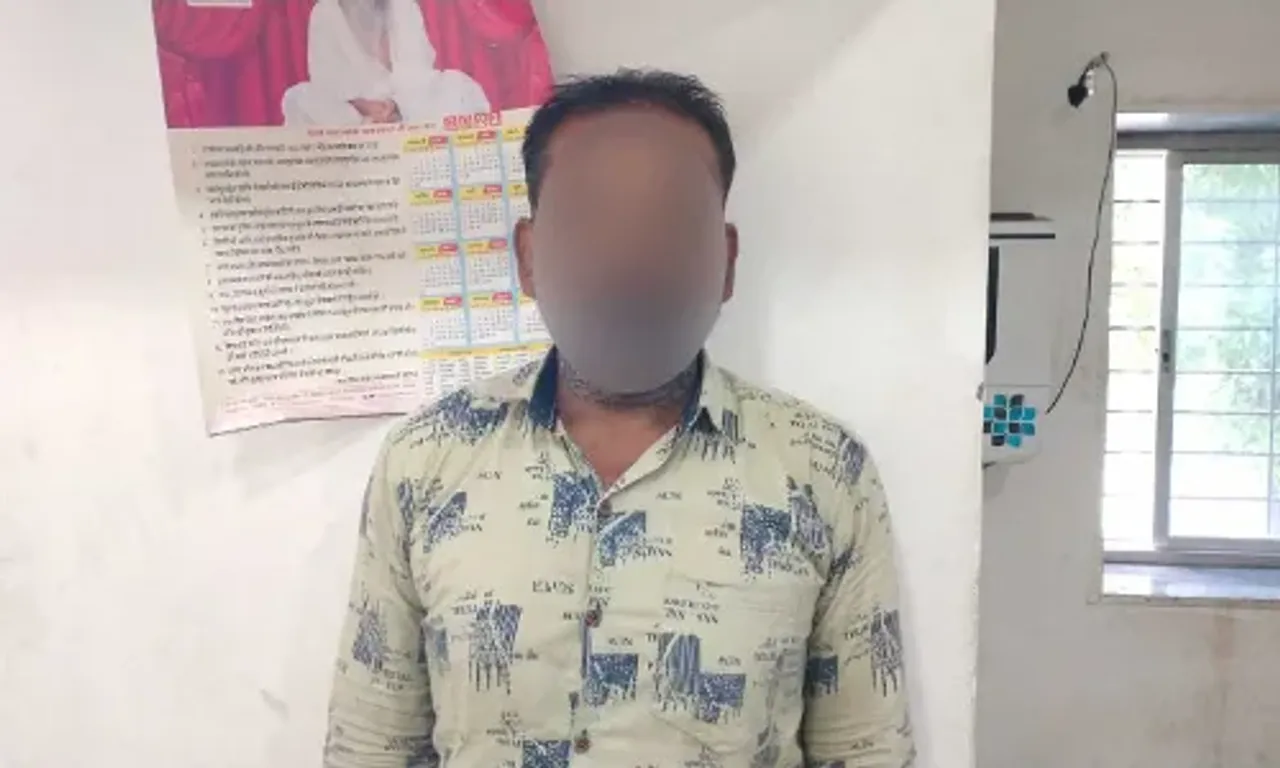 અંકલેશ્વર : ઇક્કો કારના સાઈલેન્સર ચોરીમાં સંડોવાયેલ આરોપીની અમદાવાદ LCB પોલીસ પાસેથી ટ્રાન્સફર વોરંટથી અટકાયત કરાય...