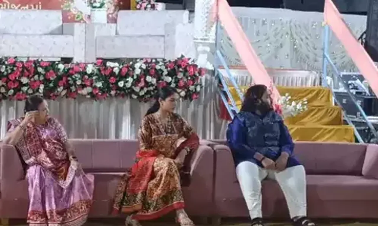 અનંત-રાધિકાનું સેલિબ્રેશન હવે ચોરવાડમાં,દાદી કોકિલાબેન સાથે ધીરુભાઈ અંબાણીની જન્મભૂમિ પહોંચ્યાં
