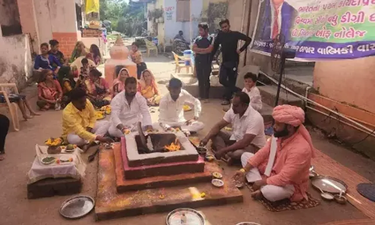 ભરૂચ: લાલબજાર વાલ્મિકી વાસમાં આવેલ ઘોઘારાવ મંદિરનો કરવામાં આવશે જીર્ણોધ્ધાર