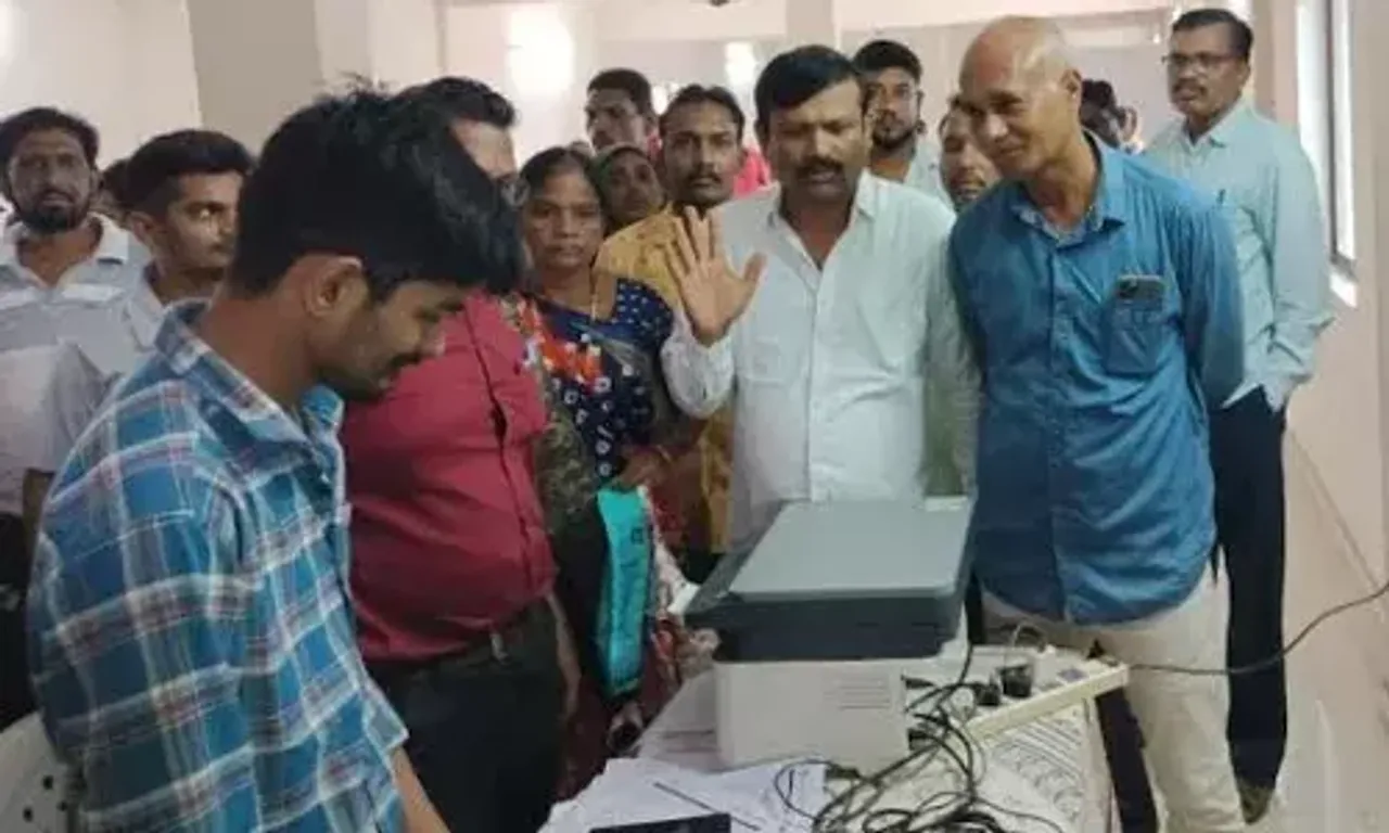 ભરૂચ : ઝઘડીયાના ઉમલ્લા APMC ખાતે જન અધિકાર શિબિર યોજાય, 27 ગામના લાભાર્થીઓએ લાભ લીધો...