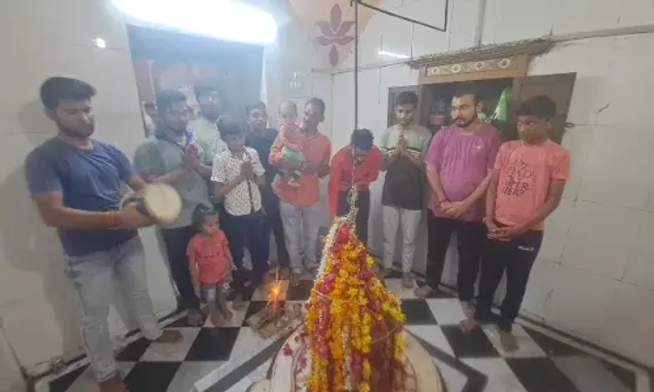 ભરૂચ : પવિત્ર શ્રાવણ માસ નિમિત્તે આમોદ ગામ સ્થિત પાલેશ્વર મહાદેવ મંદિરે યોજાયા વિવિધ ધાર્મિક કાર્યક્રમો...