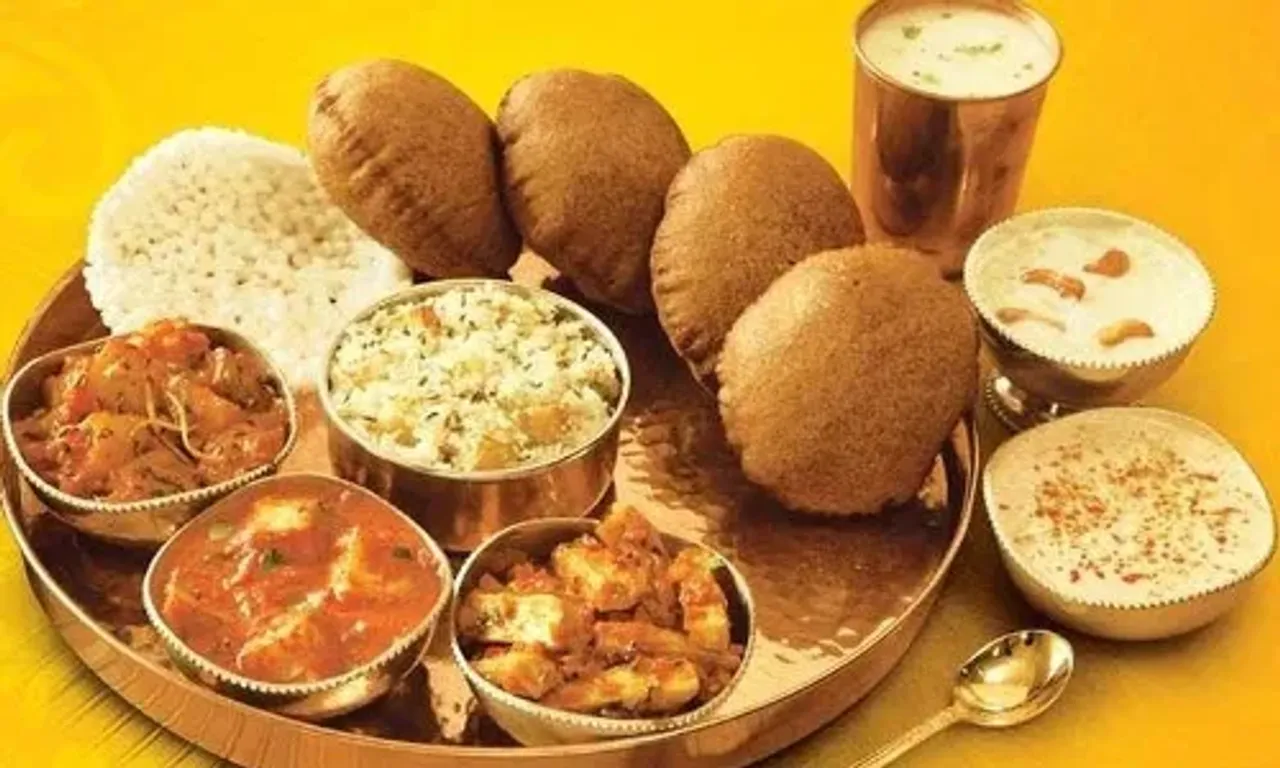 ઉપવાસના દિવસોમાં સંપૂર્ણ સ્વસ્થ અને ફિટ રહેવા માટે કઈ વસ્તુઓ ખાવી અને કઈ વસ્તુનાં ખાવી,વાંચો