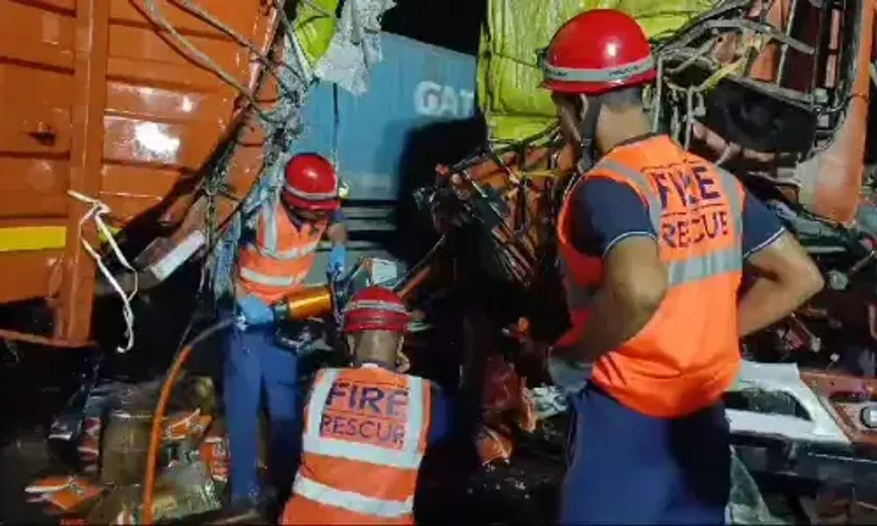 દિલ્હ-મુંબઈ ન્યુ એકસપ્રેસ હાઇવે પર સરસવણી ગામ નજીક 2 આઇશર ટેમ્પો વચ્ચે અકસ્માત, એક વ્યક્તિનું મોત...