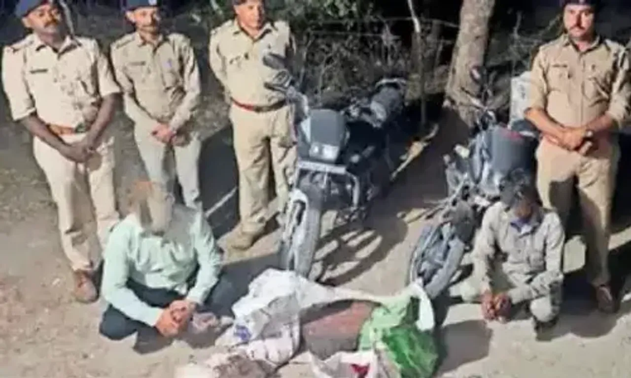 ભરૂચ : વાગરાના ખોજબલ ગામે વન્યપ્રાણીનો શિકાર કરનાર 2 શિકારીઓની વન વિભાગે ધરપકડ કરી રૂ. 1 લાખનો દંડ ફટકાર્યો