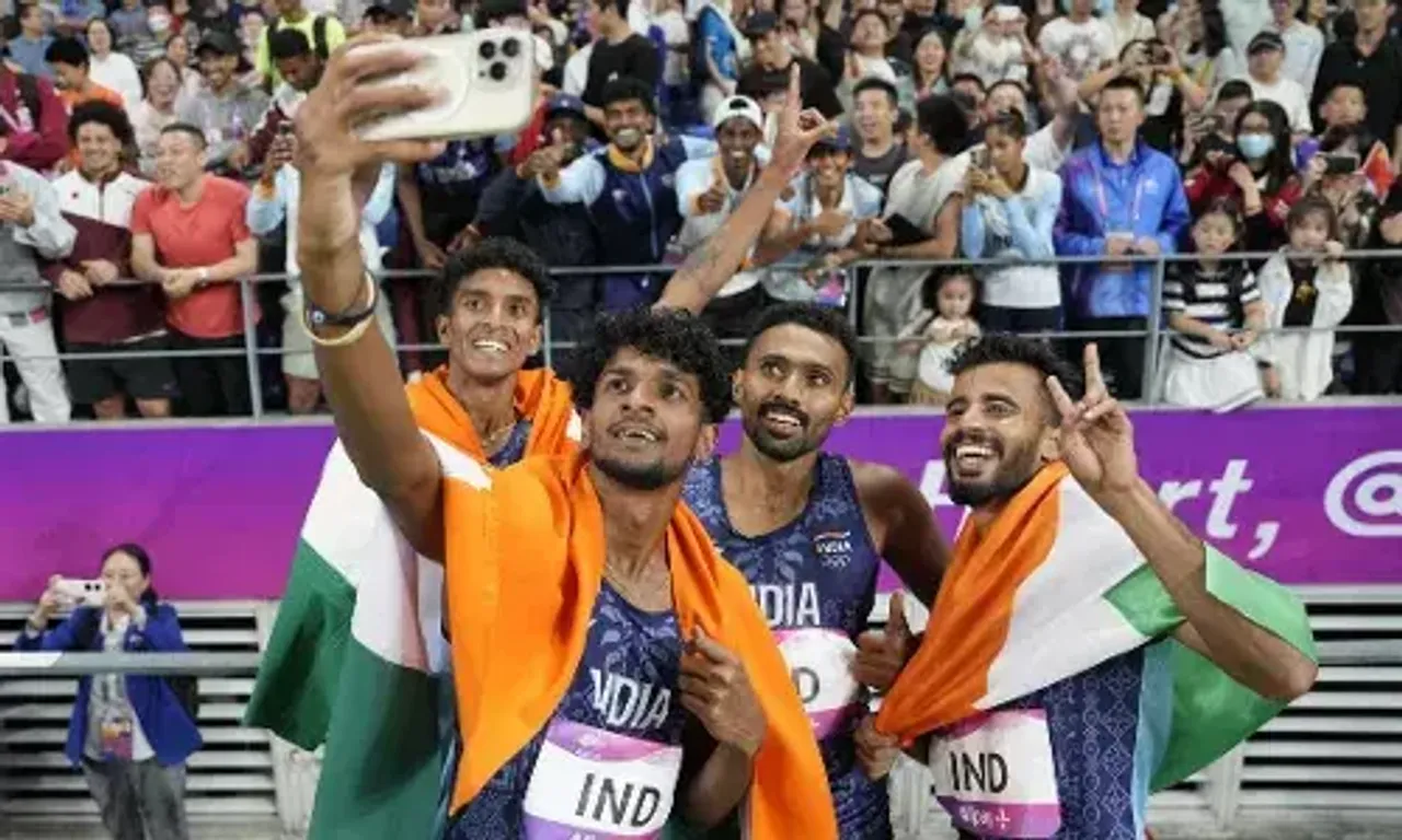 ભારતે પુરુષોની 4x400 મીટર રિલે રેસમાં ગોલ્ડ જીત્યો, ભારતે જીત્યા18 ગોલ્ડ મેડલ