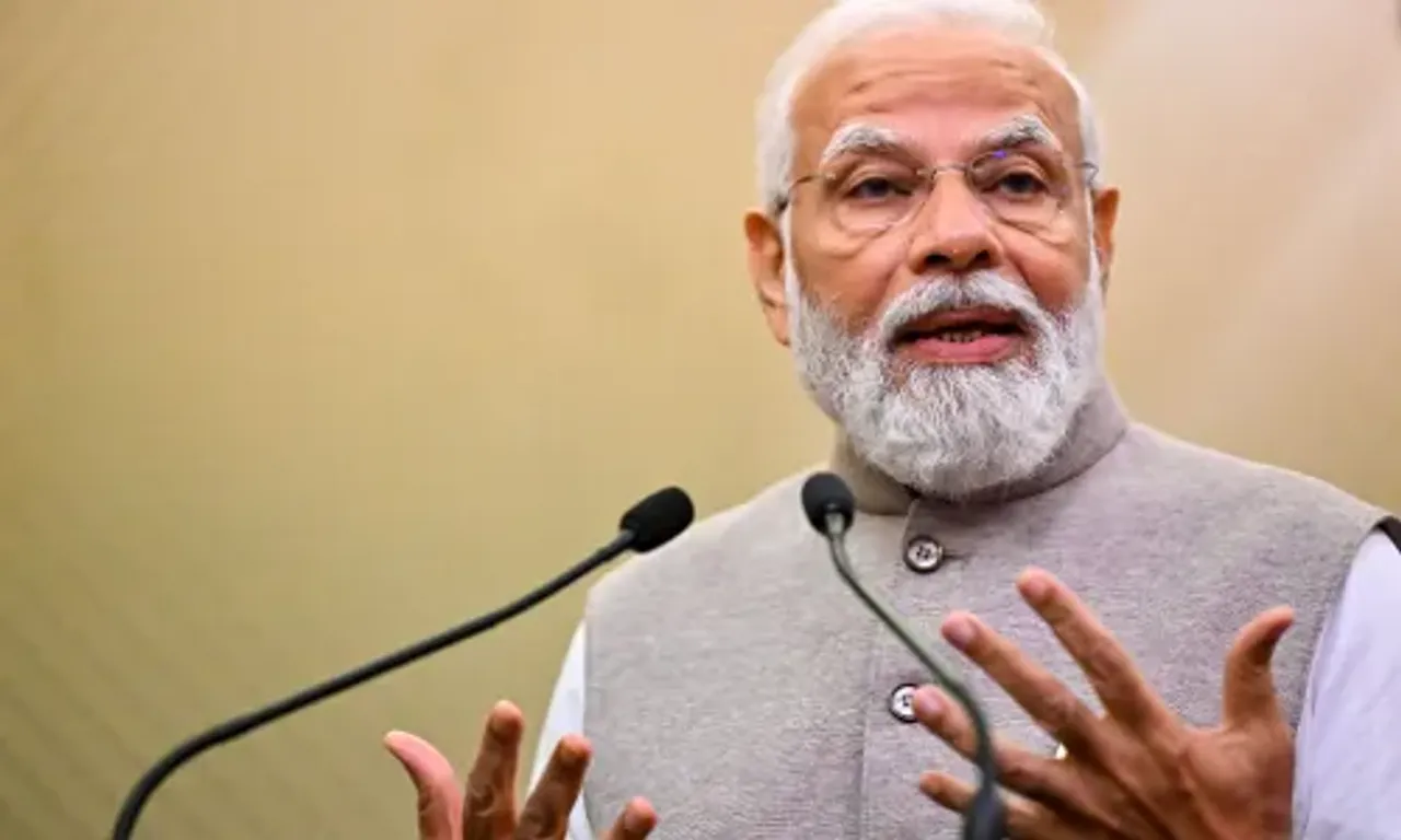 PM મોદીએ બદલી સોશિયલ મીડિયા એકાઉન્ટની DP, દેશવાસીઓને કરી આ ખાસ અપીલ..!