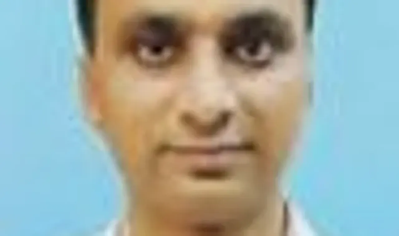 અમદાવાદ:ચૂંટણી પહેલા સાણંદના પ્રાંત ઓફિસર રાજેન્દ્ર પટેલે ફ્લેટના પાંચમા માળેથી કૂદીને કર્યો આપઘાત
