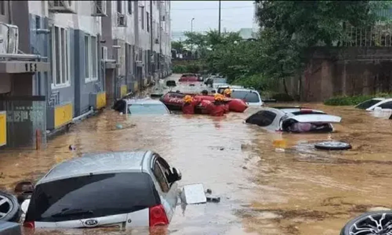 South Korea Flood: દક્ષિણ કોરિયામાં ભારે વરસાદ, પૂરને કારણે 22 લોકોના મોત, 14 લાપતા