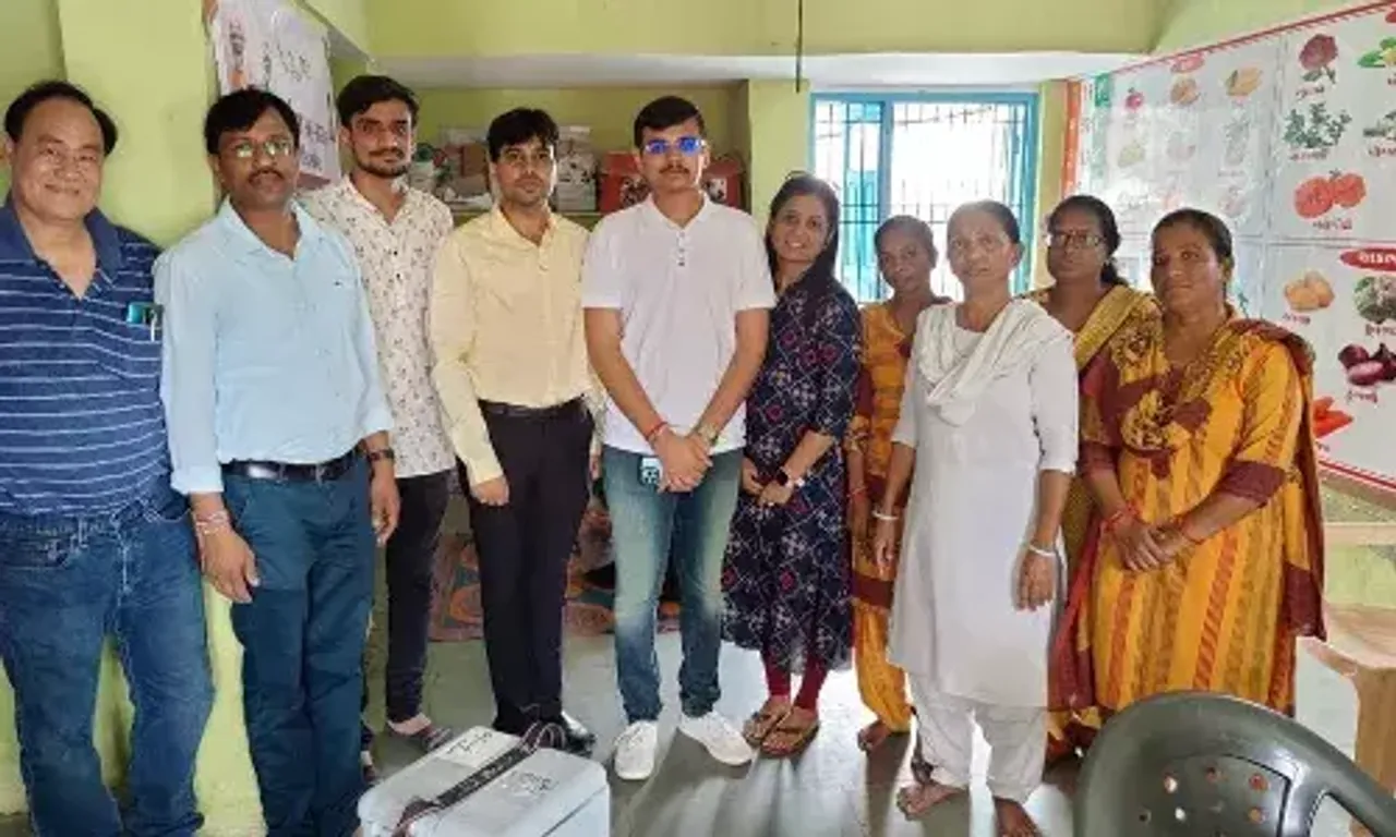 ભરૂચ: આરોગ્ય વિભાગ દ્વારા યોજાયેલ પોલીયો રસીકરણના કાર્યક્રમમાં રોટરી ક્લબ દ્વારા સહાયતા આપવામાં આવી