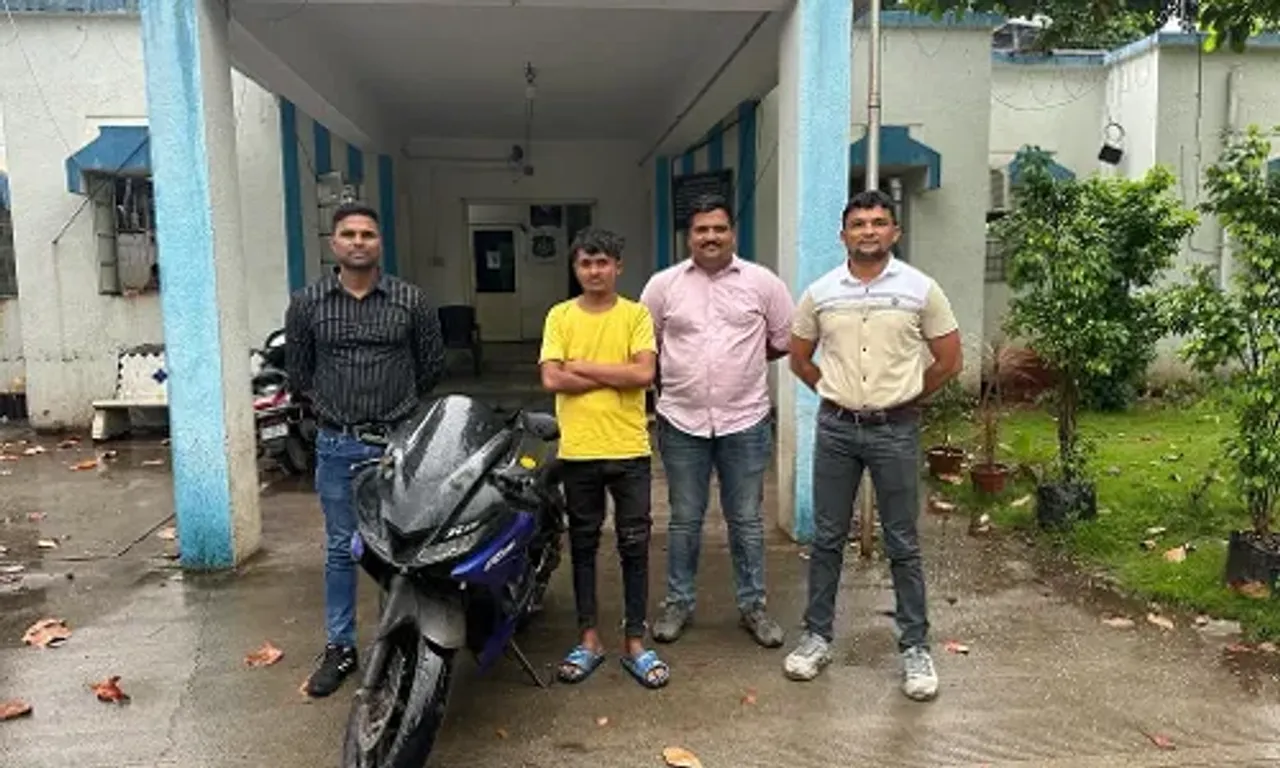 ભરૂચ: ઝઘડીયાના લુંટના ગુનામાં નાસતા ફરતા આરોપીને કામરેજ ખાતેથી ક્રાઇમ બ્રાન્ચે ઝડપી પાડી કાયદેસરની કાર્યવાહી હાથ ધરી