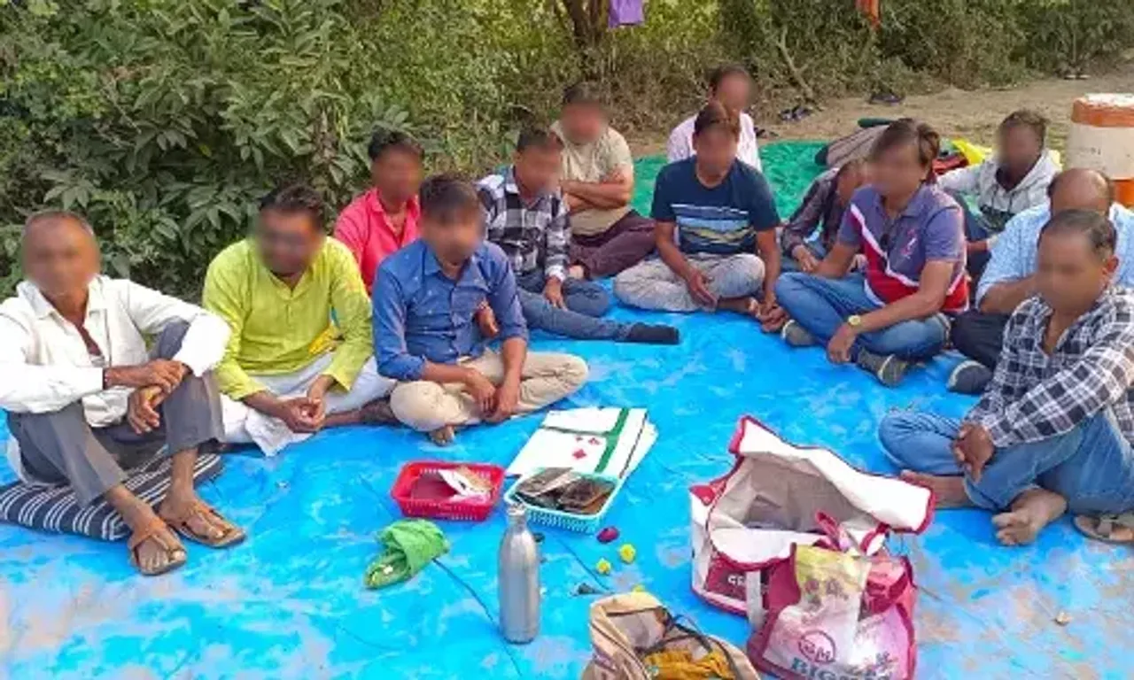 વડોદરા : પાદરમાં જુગરધામ પર સ્ટેટ મોનીટરીંગ સેલના દરોડા, રૂ. 11 લાખના મુદ્દામાલ સાથે 14 લોકોની ધરપકડ